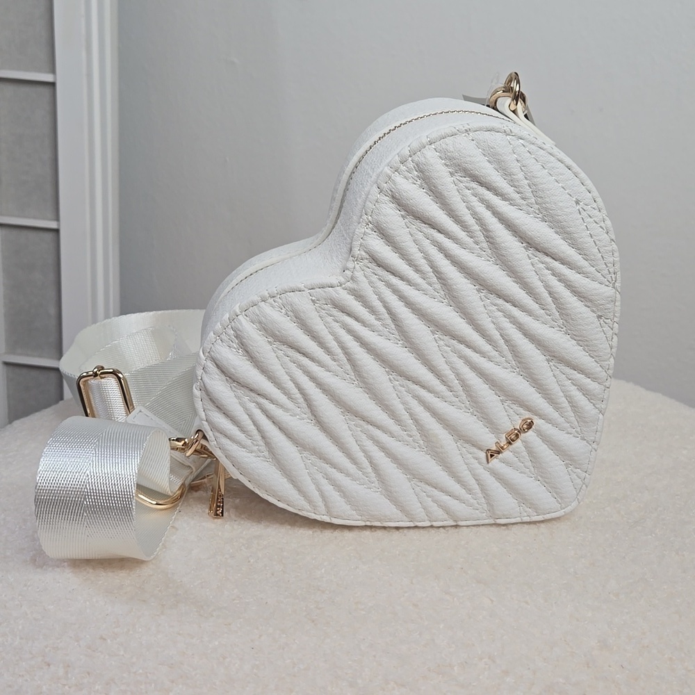New Aldo heart-shaped crossbody